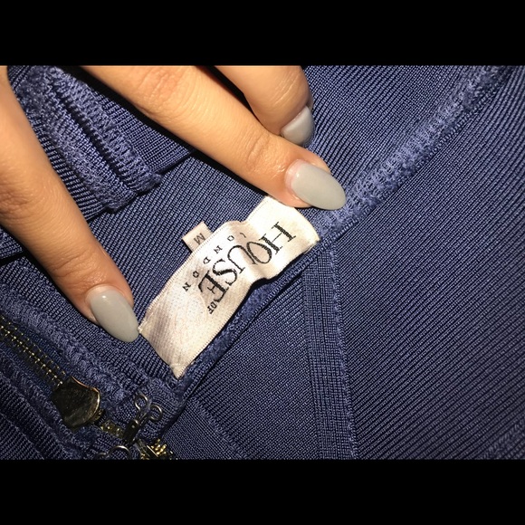 HOUSE OF CB ‘Saffi’ Blue Bandage Dress - Picture 4 of 4